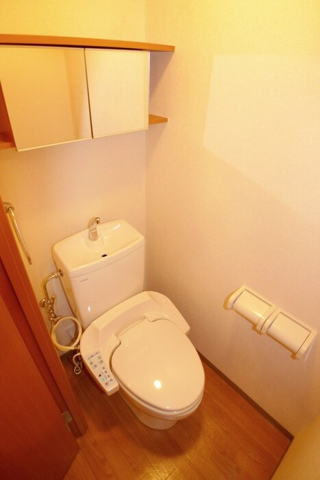 物件内観写真17　(トイレ)