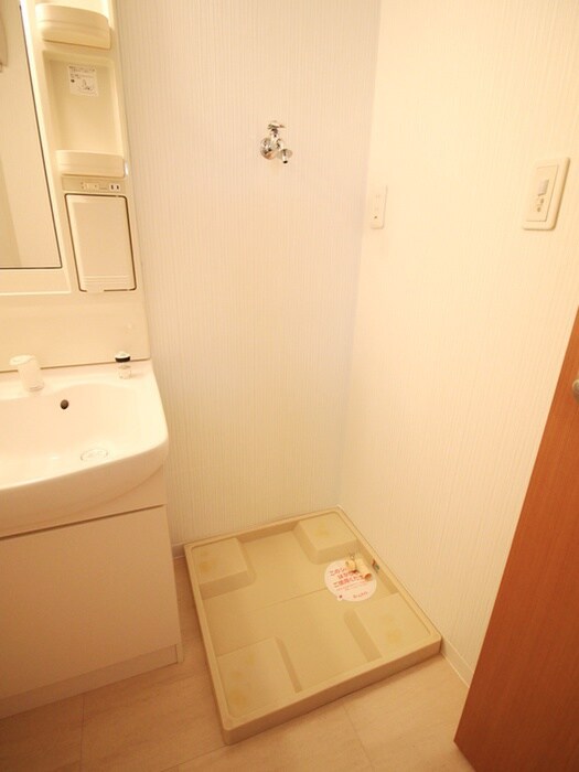 物件内観写真19　(洗濯機置場)