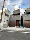 ﾌﾟﾗｲﾍﾞｰﾄｶﾞﾚｰｼﾞﾊｳｽ石神井台A棟