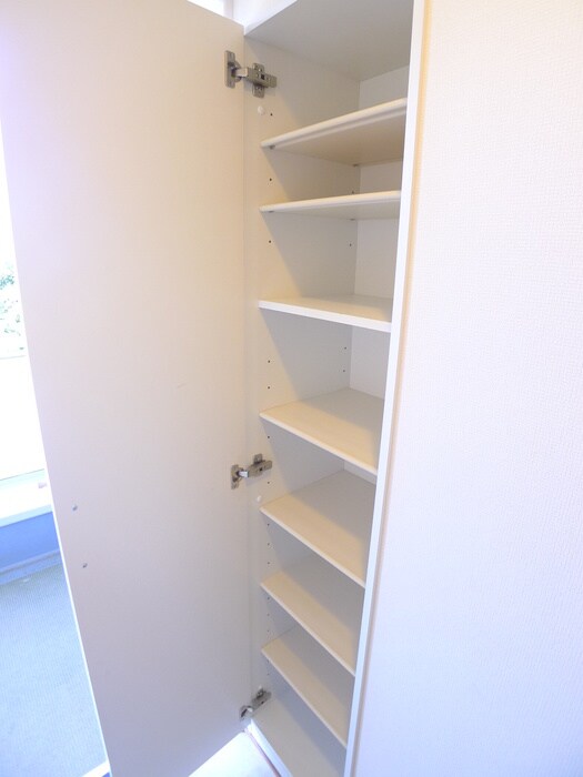 物件内観写真17　(靴箱)