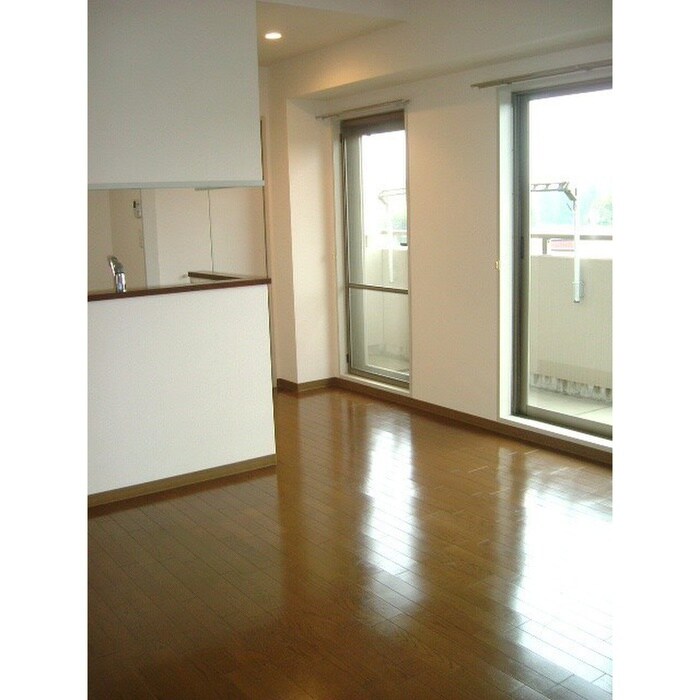 物件内観写真12　(廊下)