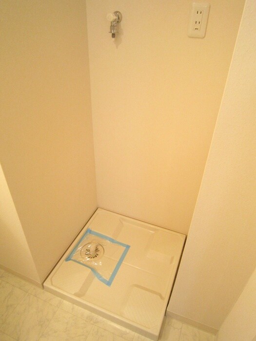 物件内観写真10　(収納)