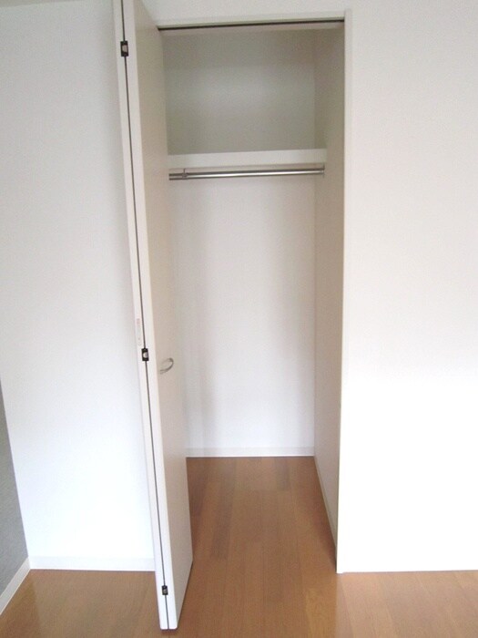 物件内観写真13　(収納)