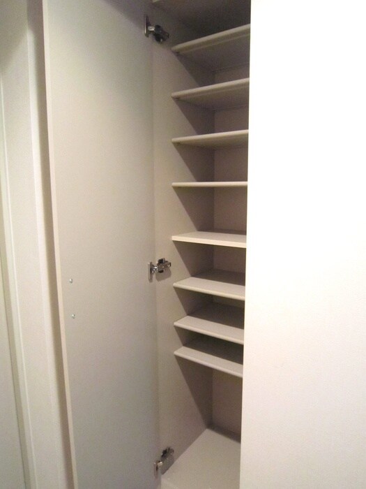 物件内観写真16　(靴箱)