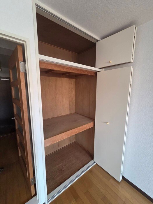 物件内観写真8　(収納)