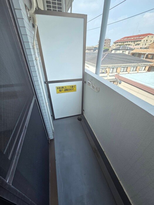 物件内観写真9　(ベランダ・バルコニー)