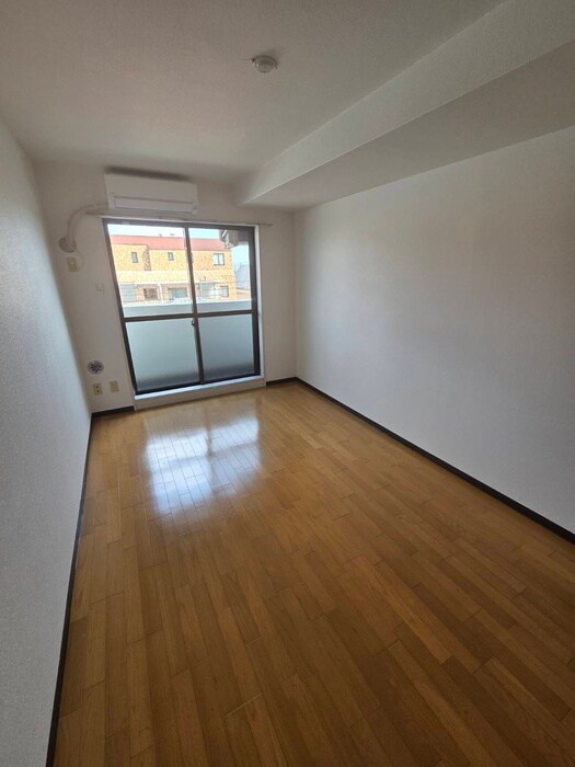 物件内観写真11　(居室)