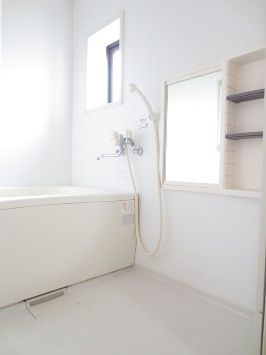 物件内観写真9　(バス／シャワールーム等)
