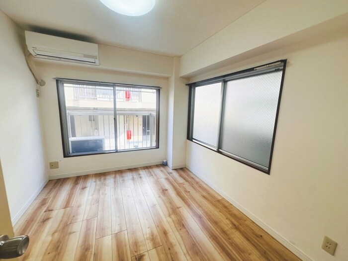 物件内観写真16　(居室)