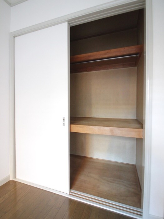 物件内観写真7　(収納)