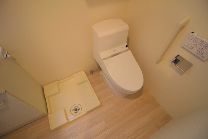 物件内観写真14　(トイレ)