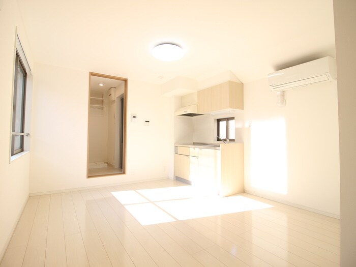 物件内観写真7　(居室)