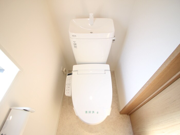 物件内観写真13　(トイレ)