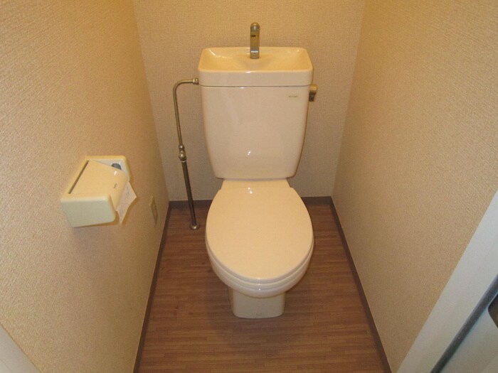 物件内観写真9　(トイレ)