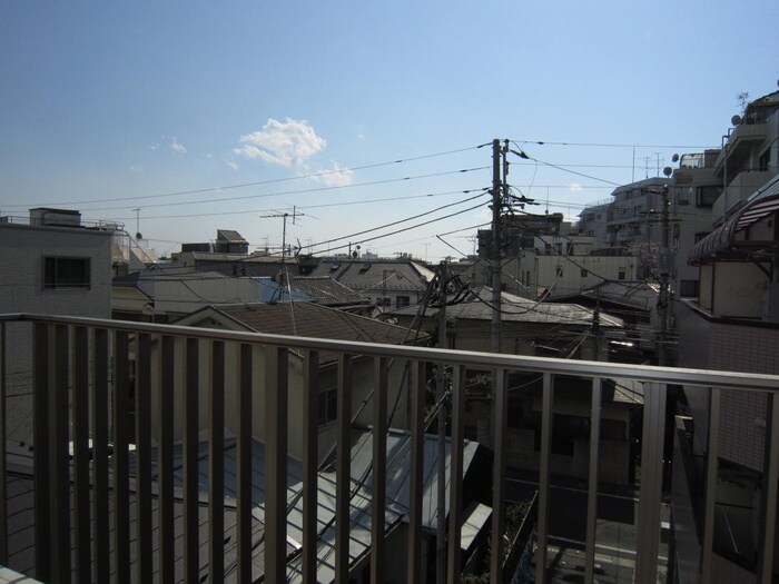 物件内観写真11　(室内からの展望)