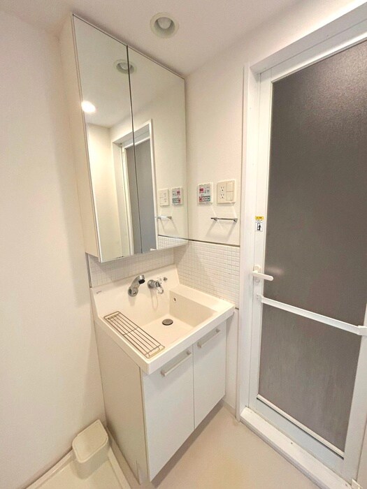 物件内観写真10　(洗面)