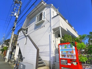 リリックハイツ外観写真