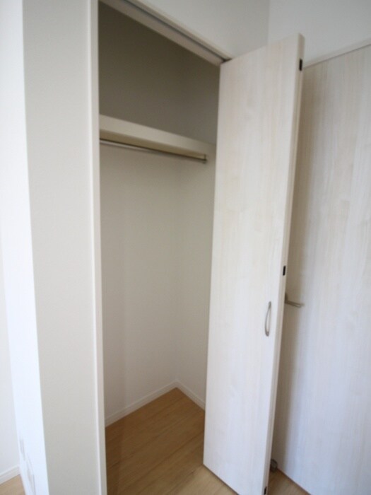 物件内観写真8　(収納)