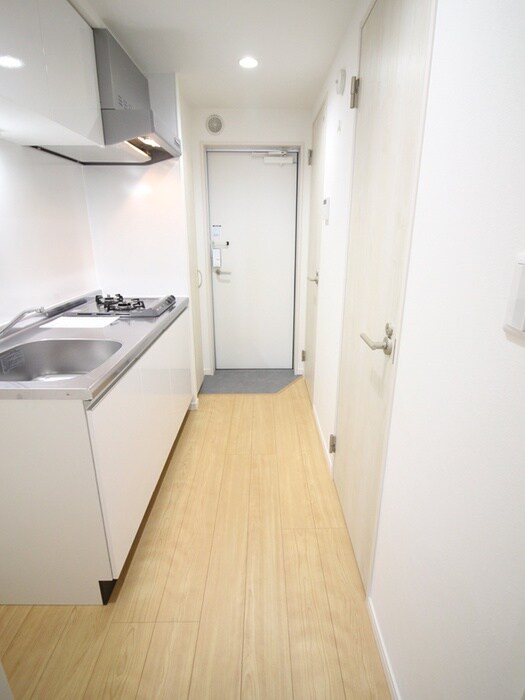 物件内観写真12　(廊下)