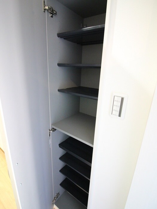 物件内観写真13　(靴箱)