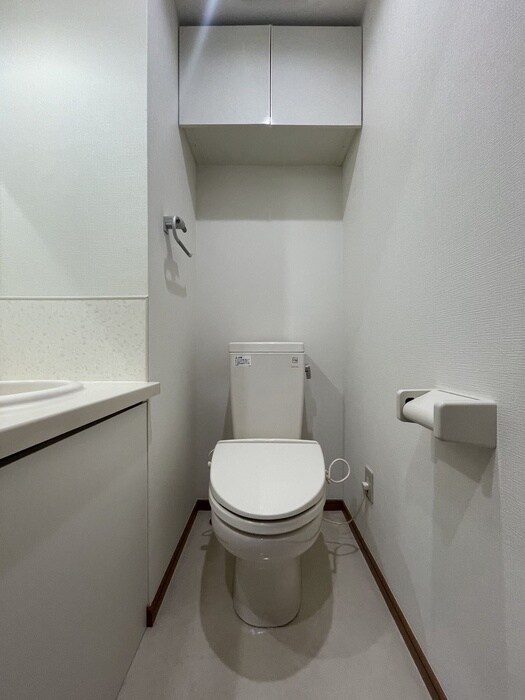 物件内観写真13　(トイレ)