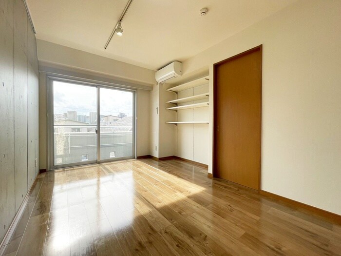 物件内観写真18　(居室)