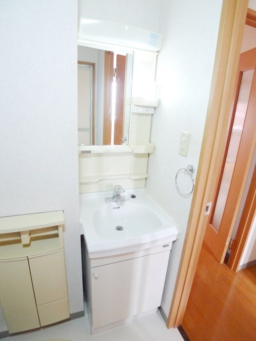 物件内観写真9　(洗面)