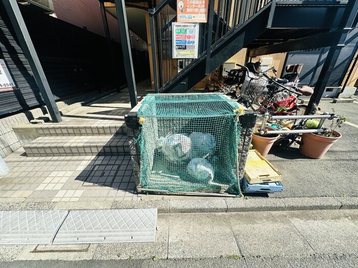 物件外観写真4　(建物設備)