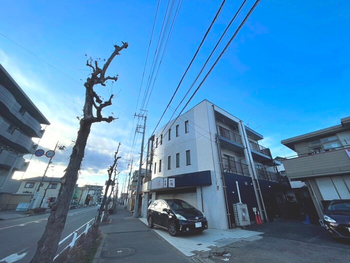 物件外観写真6　(周辺環境)