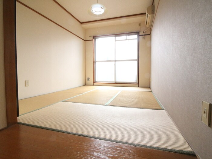 物件内観写真7　(居室)