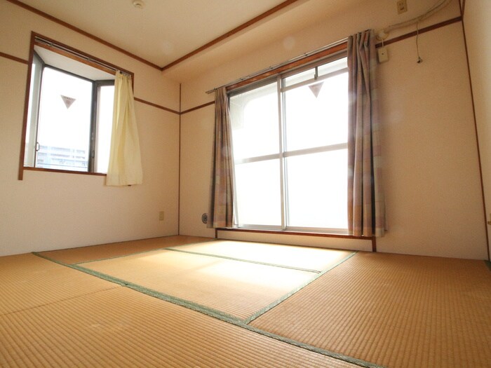 物件内観写真7　(居室)