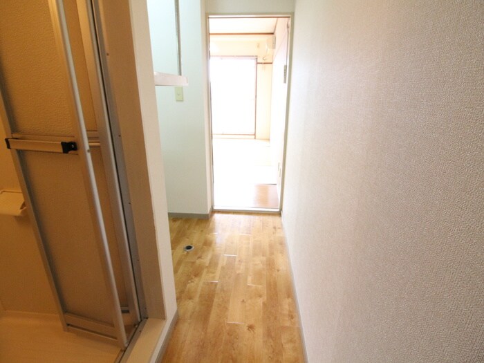 物件内観写真15　(廊下)