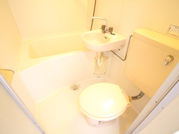 物件内観写真15　(トイレ)