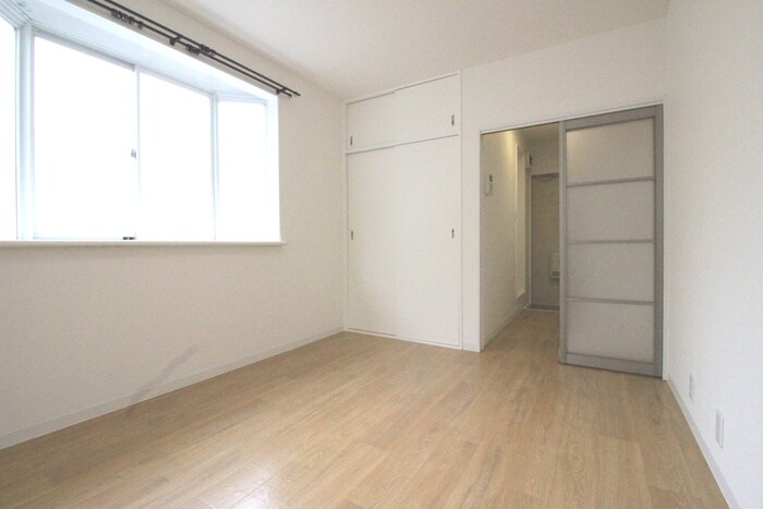 物件内観写真10　(居室)