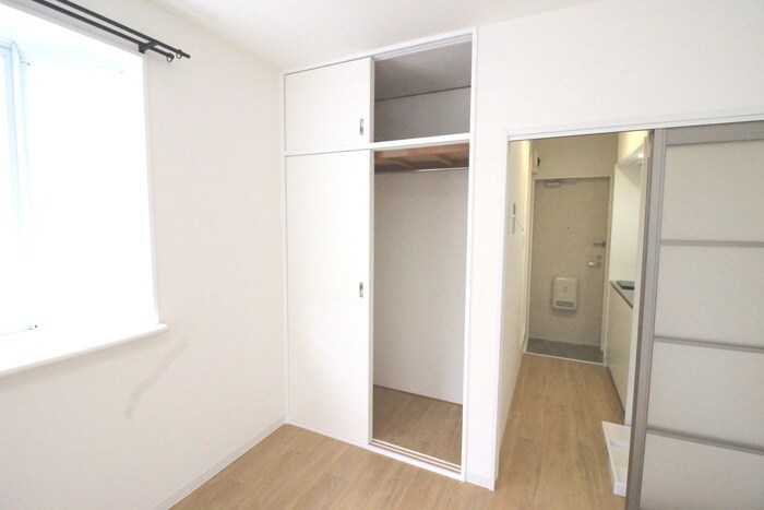 物件内観写真11　(収納)