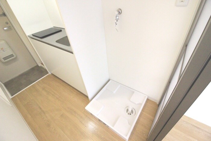 物件内観写真14　(洗濯機置場)