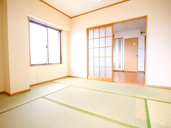 物件内観写真10　(居室)