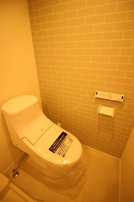 物件内観写真16　(トイレ)