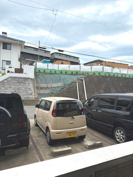 物件内観写真16　(室内からの展望)