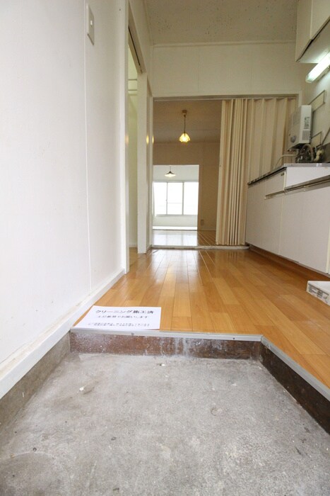 物件内観写真20　(玄関)