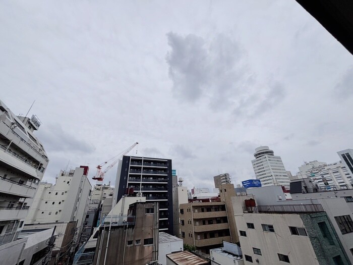 物件内観写真13　(室内からの展望)