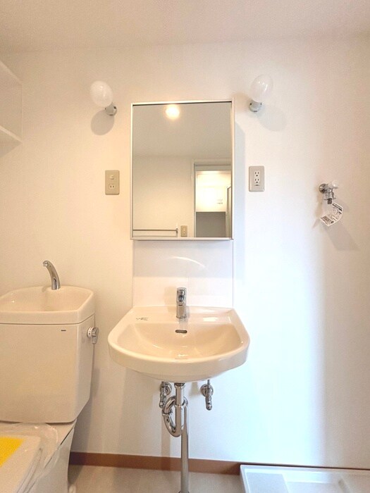 物件内観写真10　(洗面)