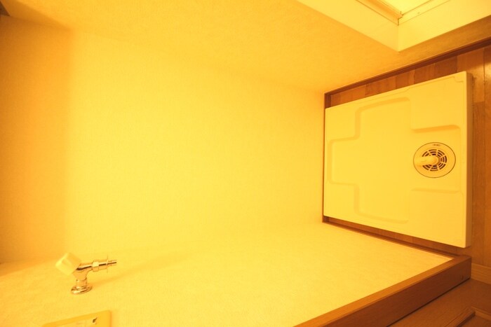 物件内観写真13　(洗濯機置場)