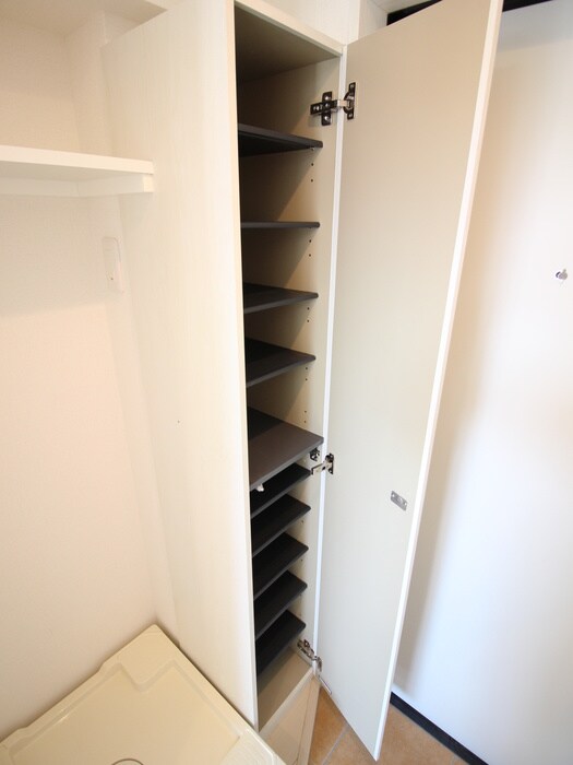 物件内観写真17　(靴箱)