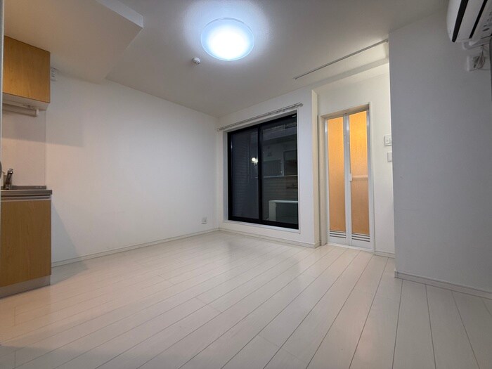 物件内観写真18　(居室)