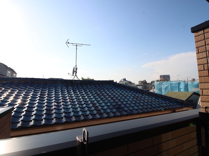 物件内観写真18　(室内からの展望)