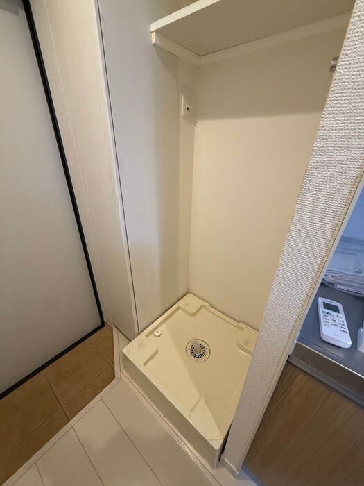 物件内観写真21　(洗濯機置場)