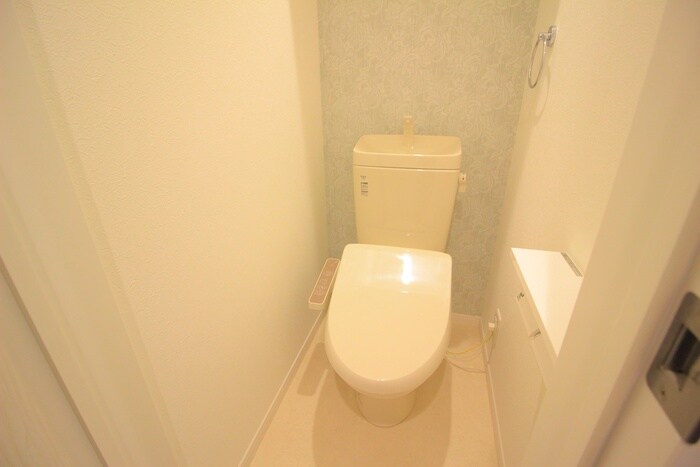 物件内観写真14　(トイレ)