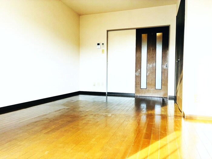 物件内観写真10　(居室)