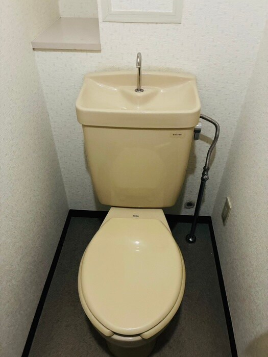 物件内観写真12　(トイレ)